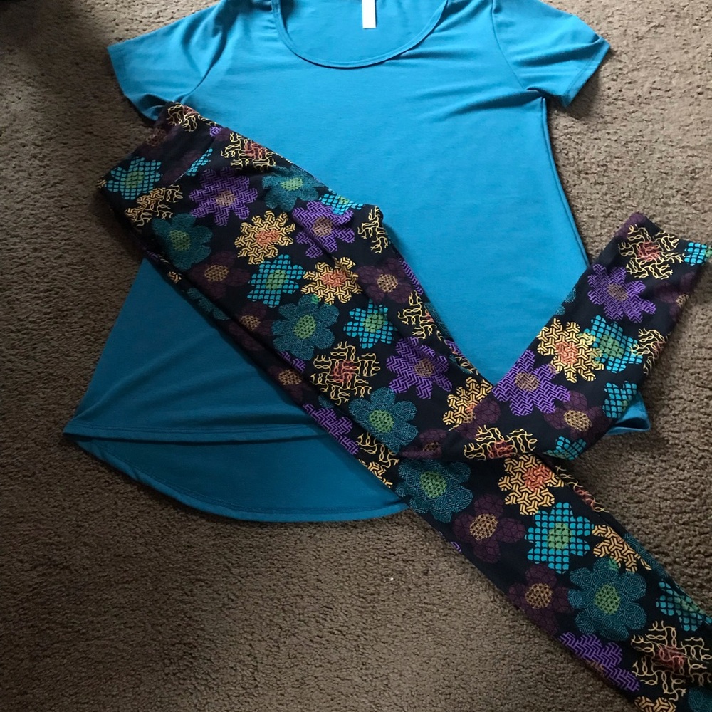 LuLaRoe OS LEGGINGS OUTFIT